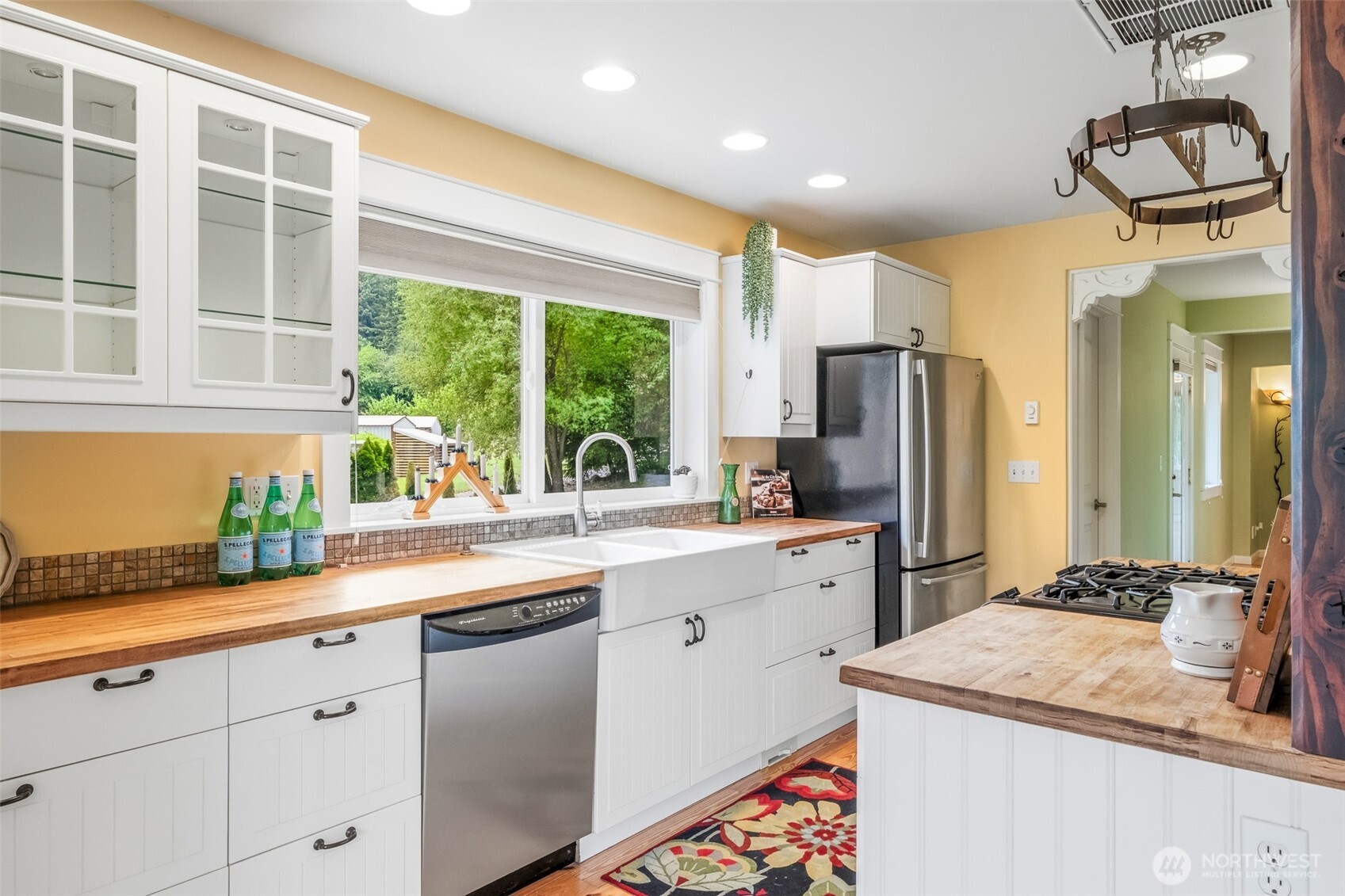 10785 Lone Pine Dr , Peshastin, WA 98847
