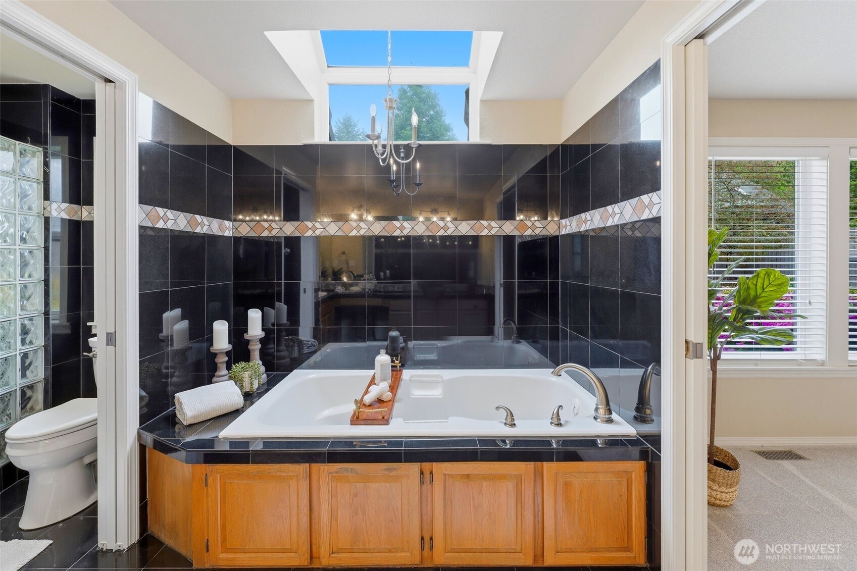 13910 72nd Avenue E, Puyallup, WA 98373