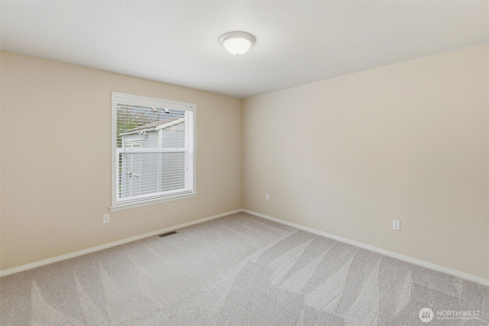 13910 72nd Avenue E, Puyallup, WA 98373