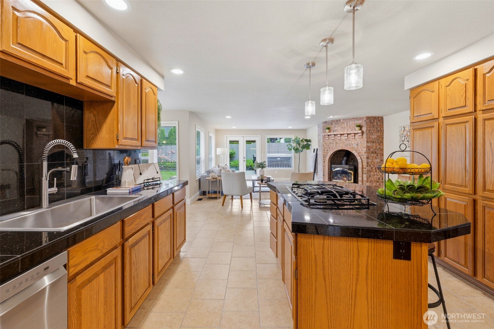 13910 72nd Avenue E, Puyallup, WA 98373