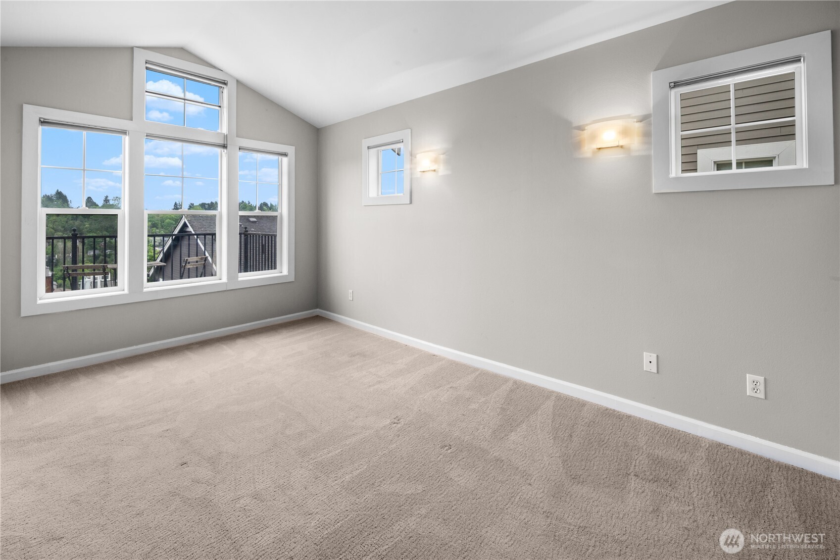 129 A 26th Avenue E, Seattle, WA 98112