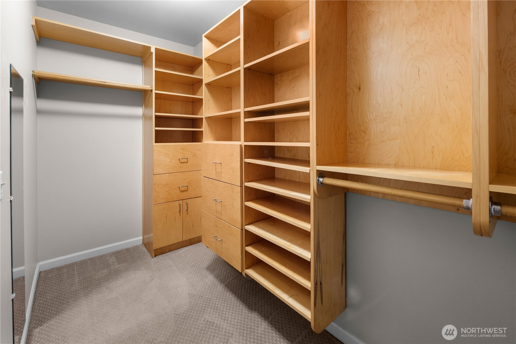 129 A 26th Avenue E, Seattle, WA 98112
