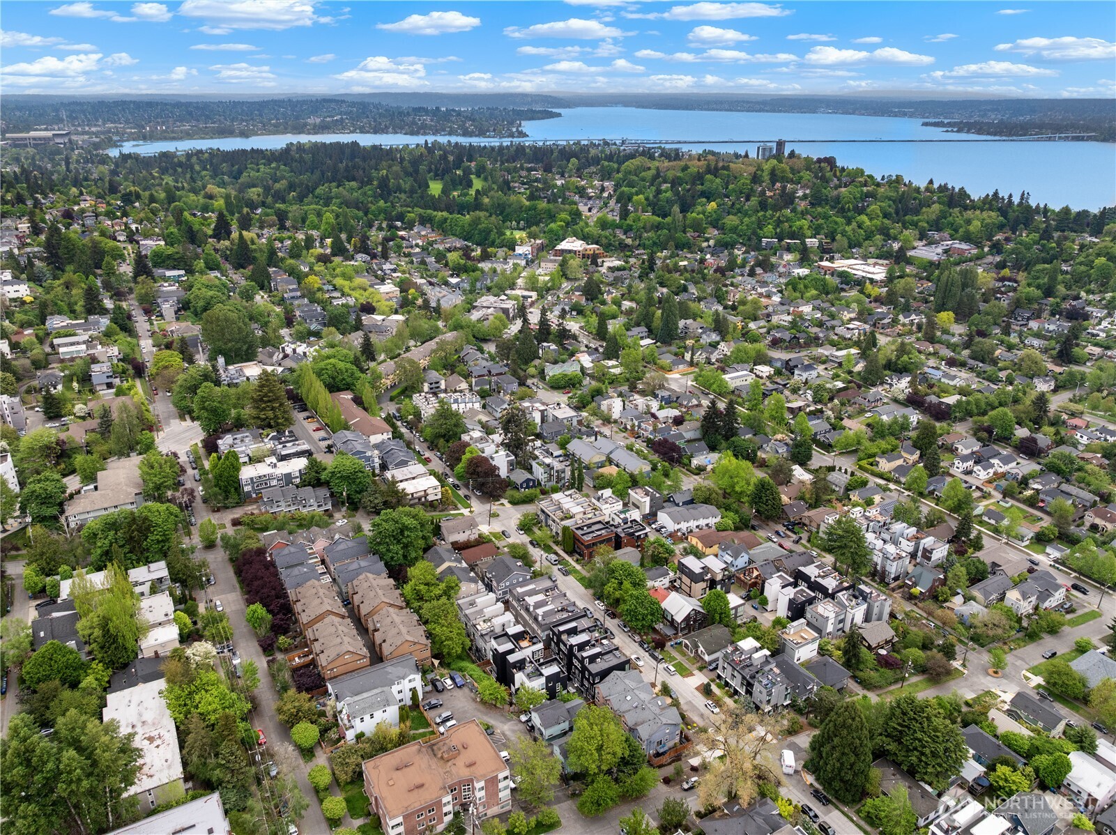 129 A 26th Avenue E, Seattle, WA 98112