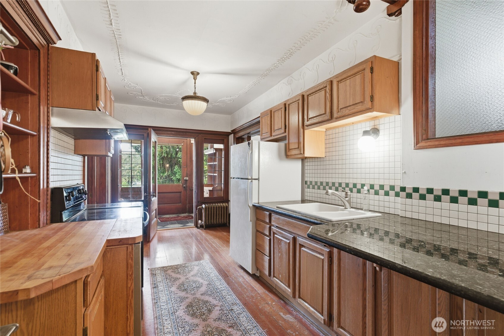 802 16th Avenue , Seattle, WA 98122