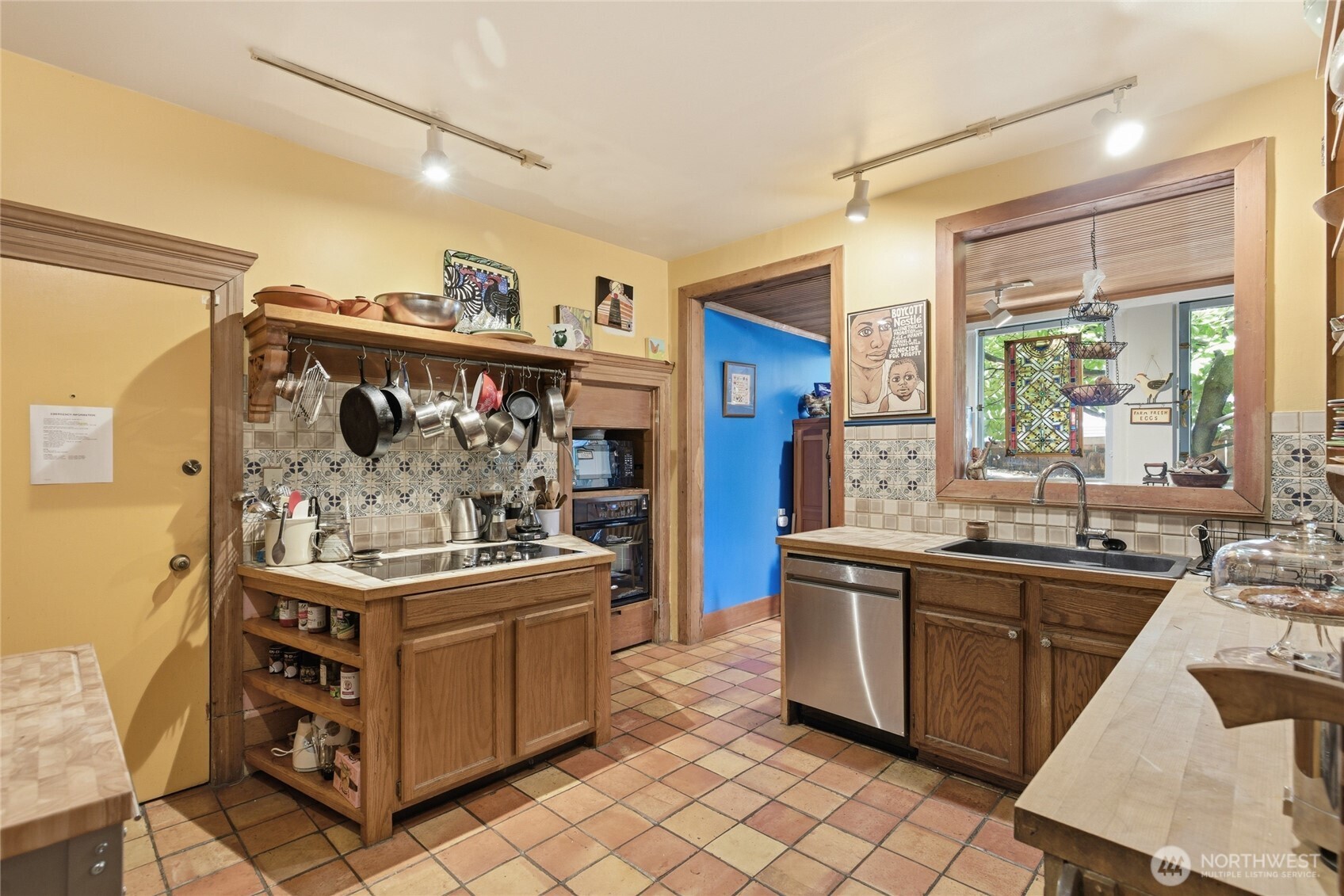 802 16th Avenue , Seattle, WA 98122