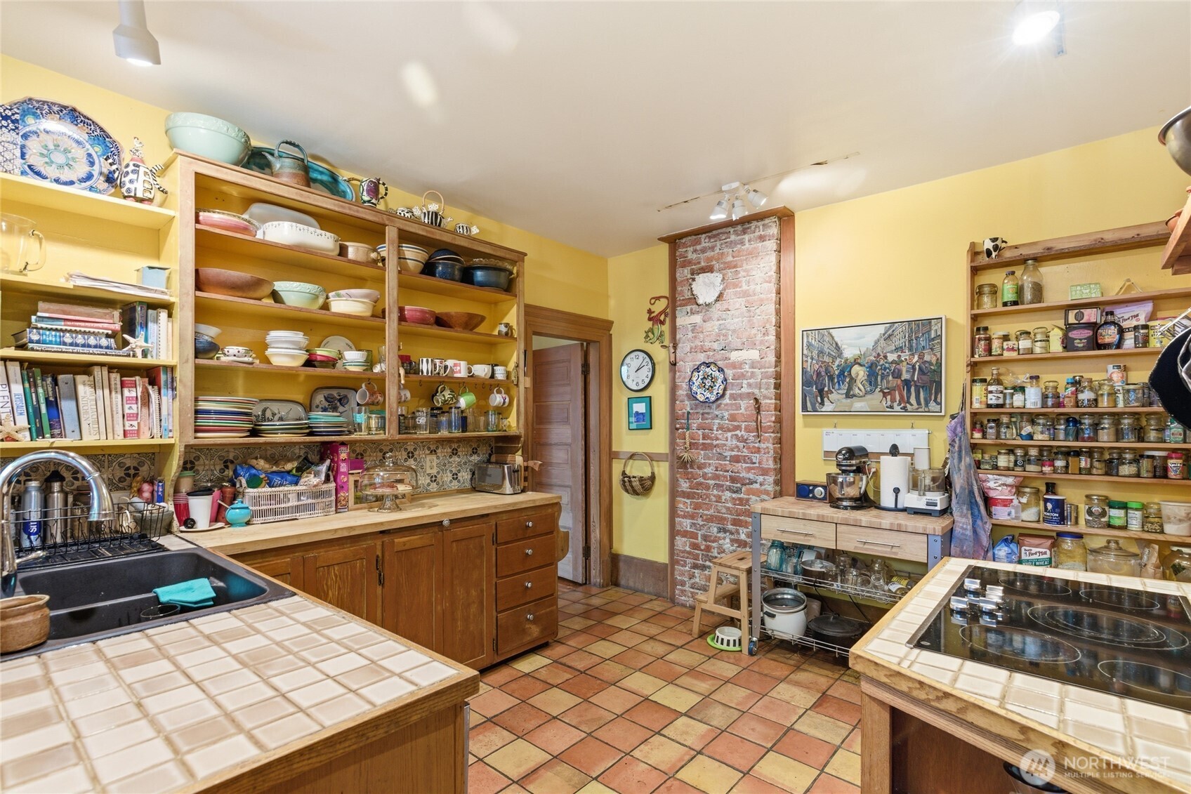 802 16th Avenue , Seattle, WA 98122