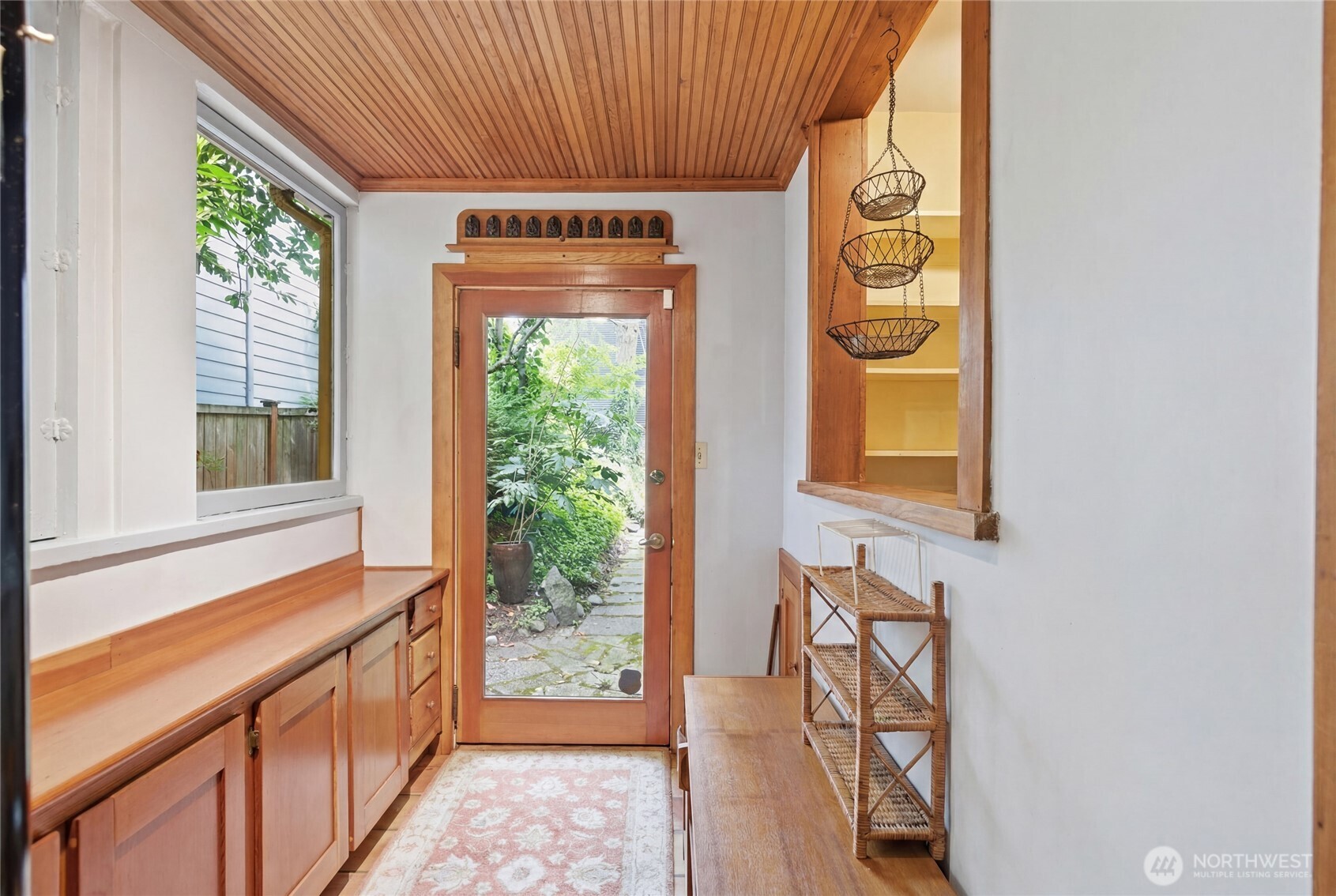 802 16th Avenue , Seattle, WA 98122
