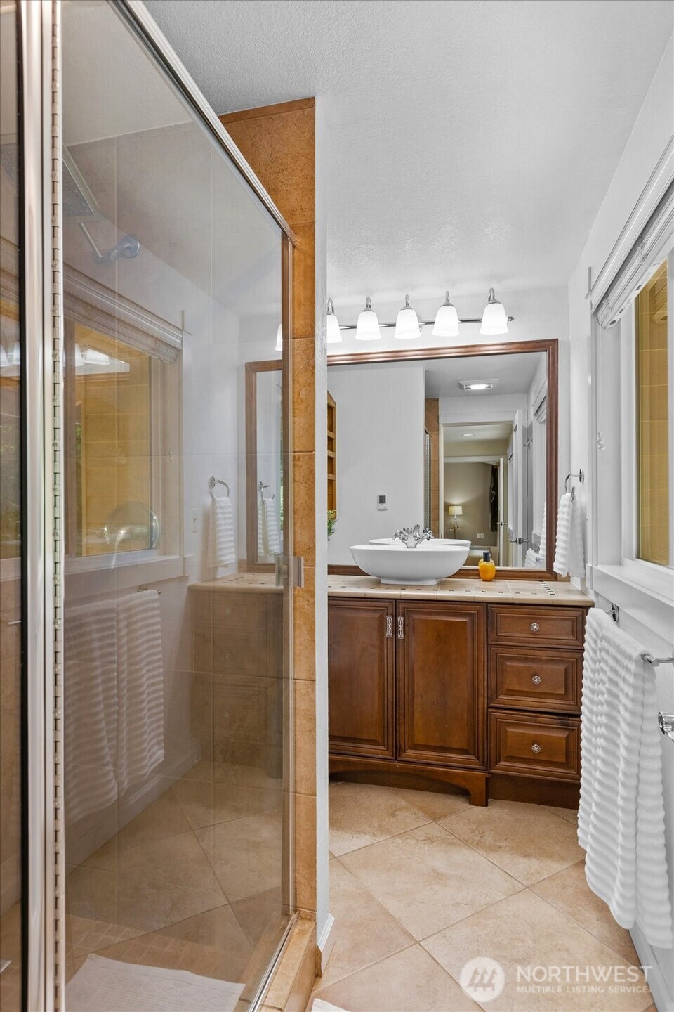 23811 NE 43rd Street , Redmond, WA 98053