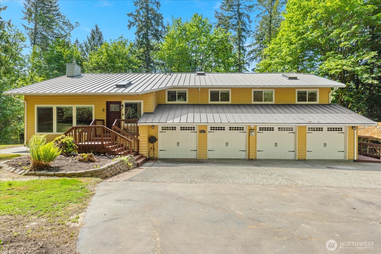 23811 NE 43rd Street , Redmond, WA 98053