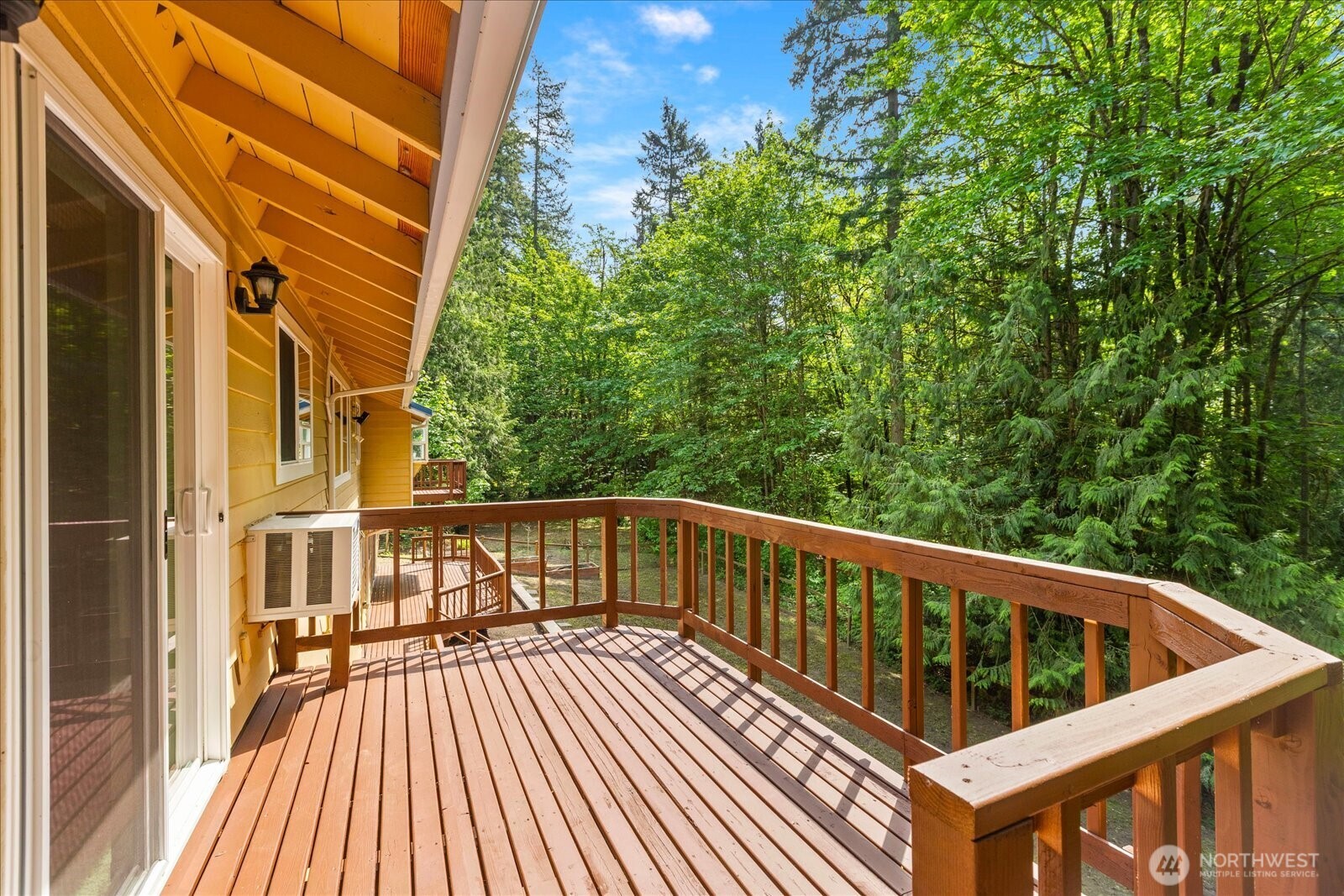 23811 NE 43rd Street , Redmond, WA 98053