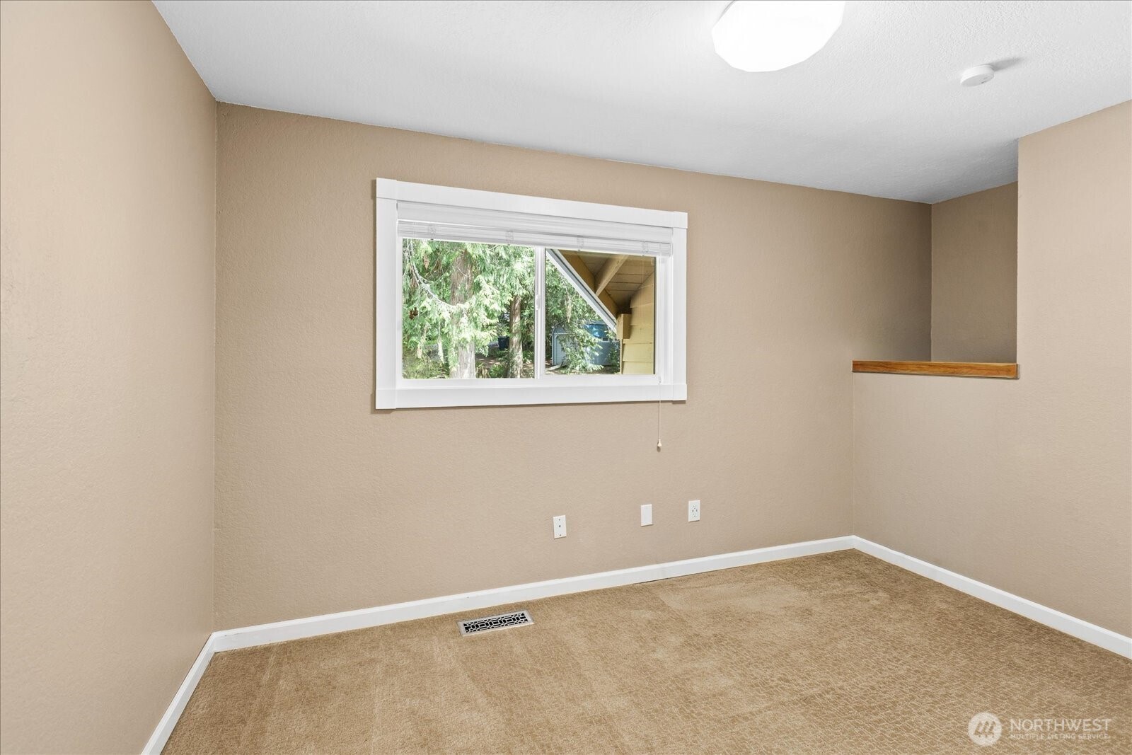 23811 NE 43rd Street , Redmond, WA 98053