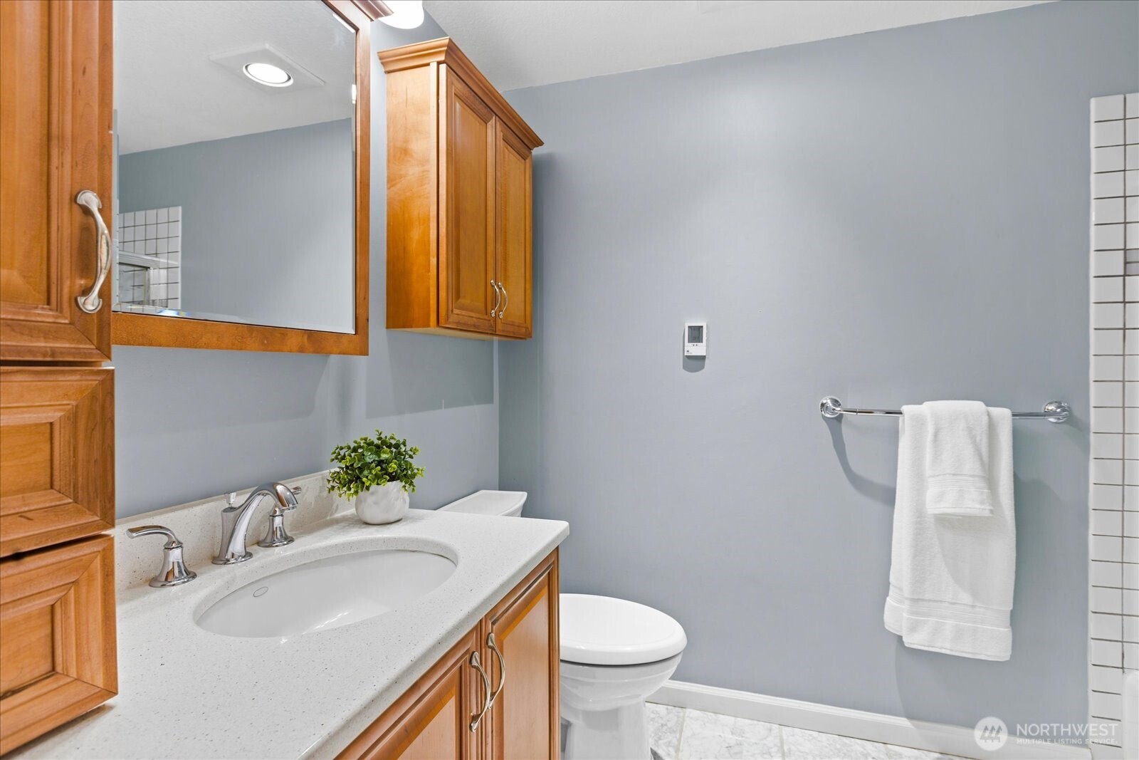 23811 NE 43rd Street , Redmond, WA 98053