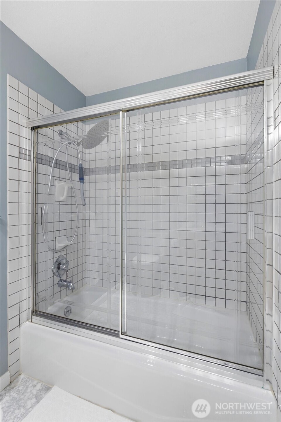 23811 NE 43rd Street , Redmond, WA 98053