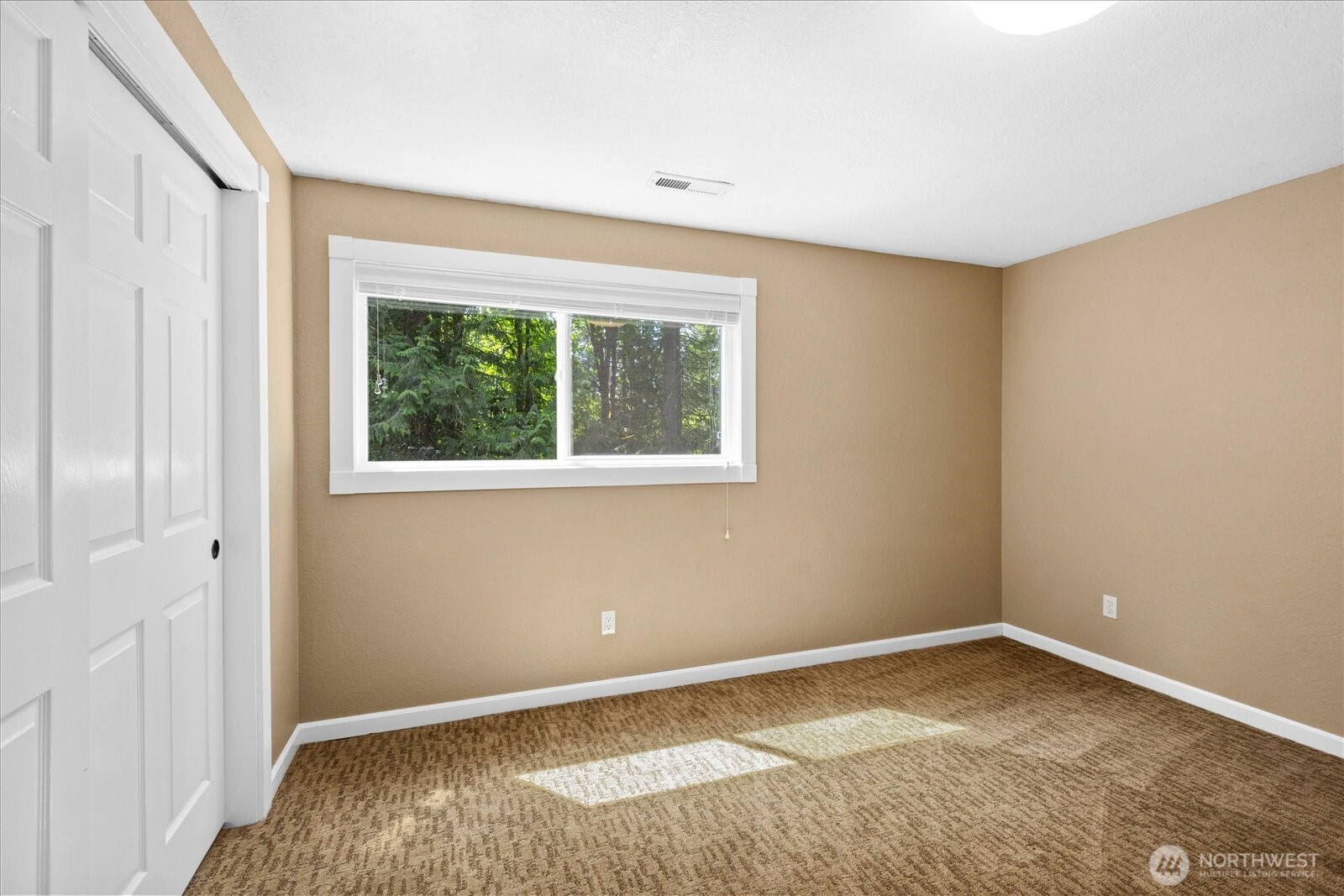 23811 NE 43rd Street , Redmond, WA 98053