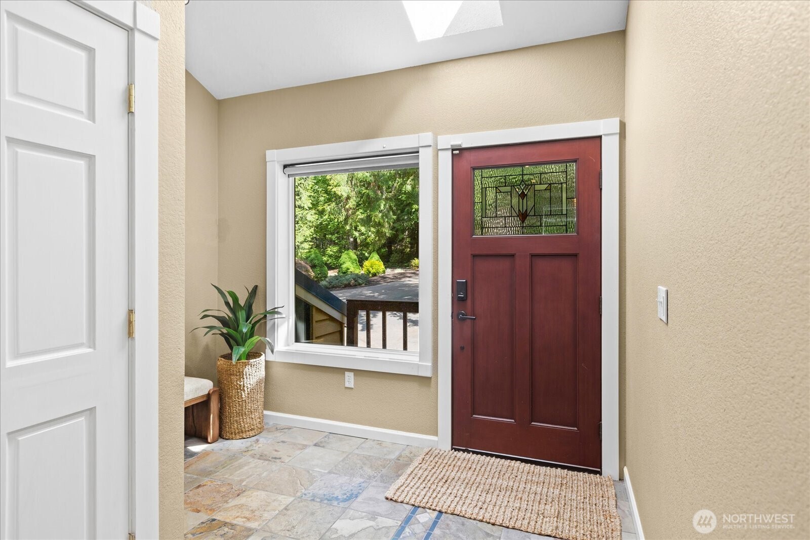 23811 NE 43rd Street , Redmond, WA 98053