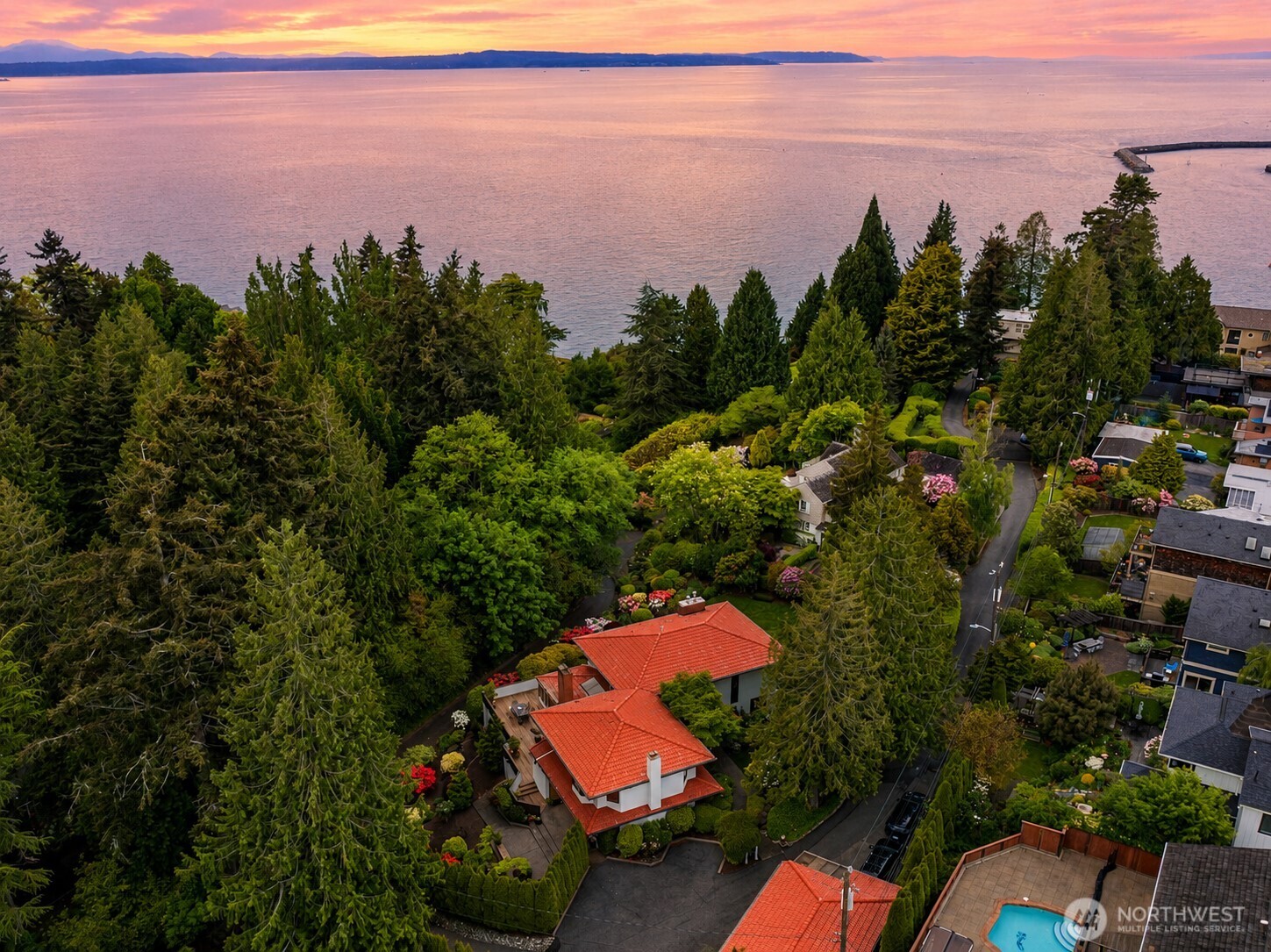 5601 43rd Avenue W, Seattle, WA 98199