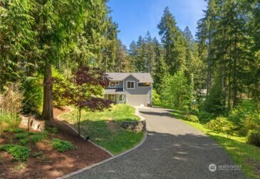 30 E Stirling Court , Shelton, WA 98584