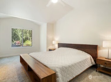 30 E Stirling Court , Shelton, WA 98584