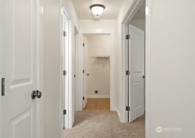 30 E Stirling Court , Shelton, WA 98584