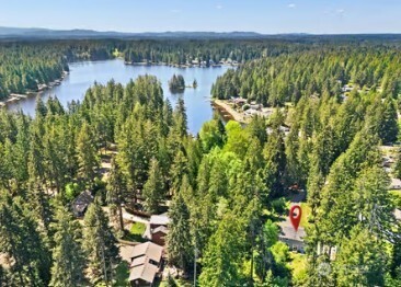 30 E Stirling Court , Shelton, WA 98584