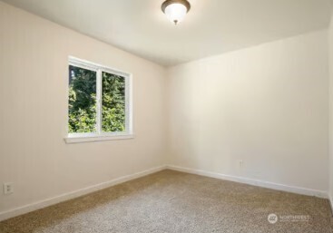 30 E Stirling Court , Shelton, WA 98584