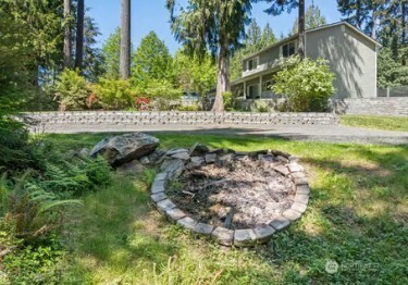 30 E Stirling Court , Shelton, WA 98584