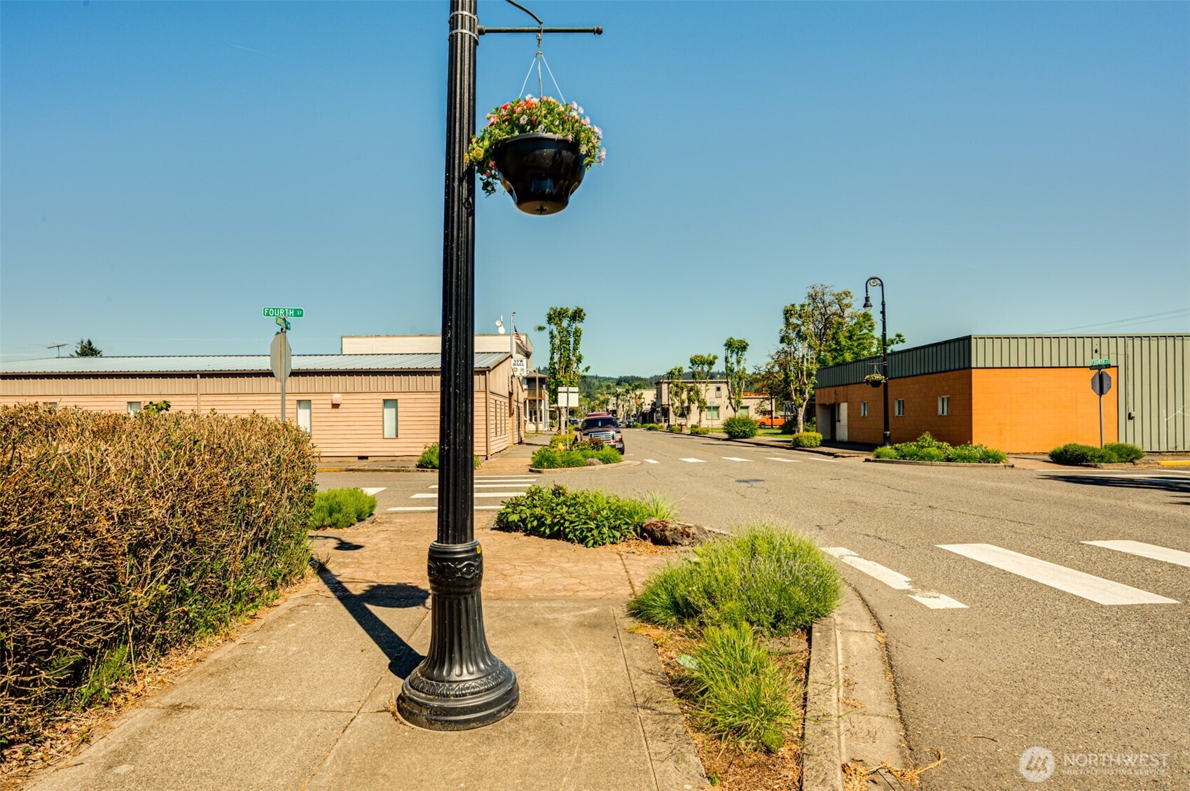 512 Davidson Avenue , Woodland, WA 98674