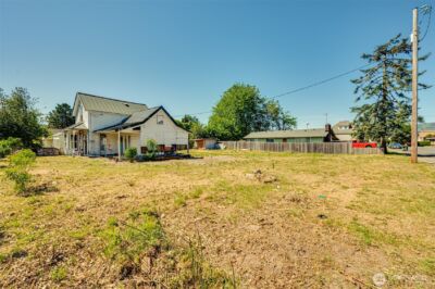 512 Davidson Avenue , Woodland, WA 98674 - Photo 6