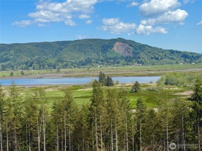 8466 Us Highway 101 , South Bend, WA 98586
