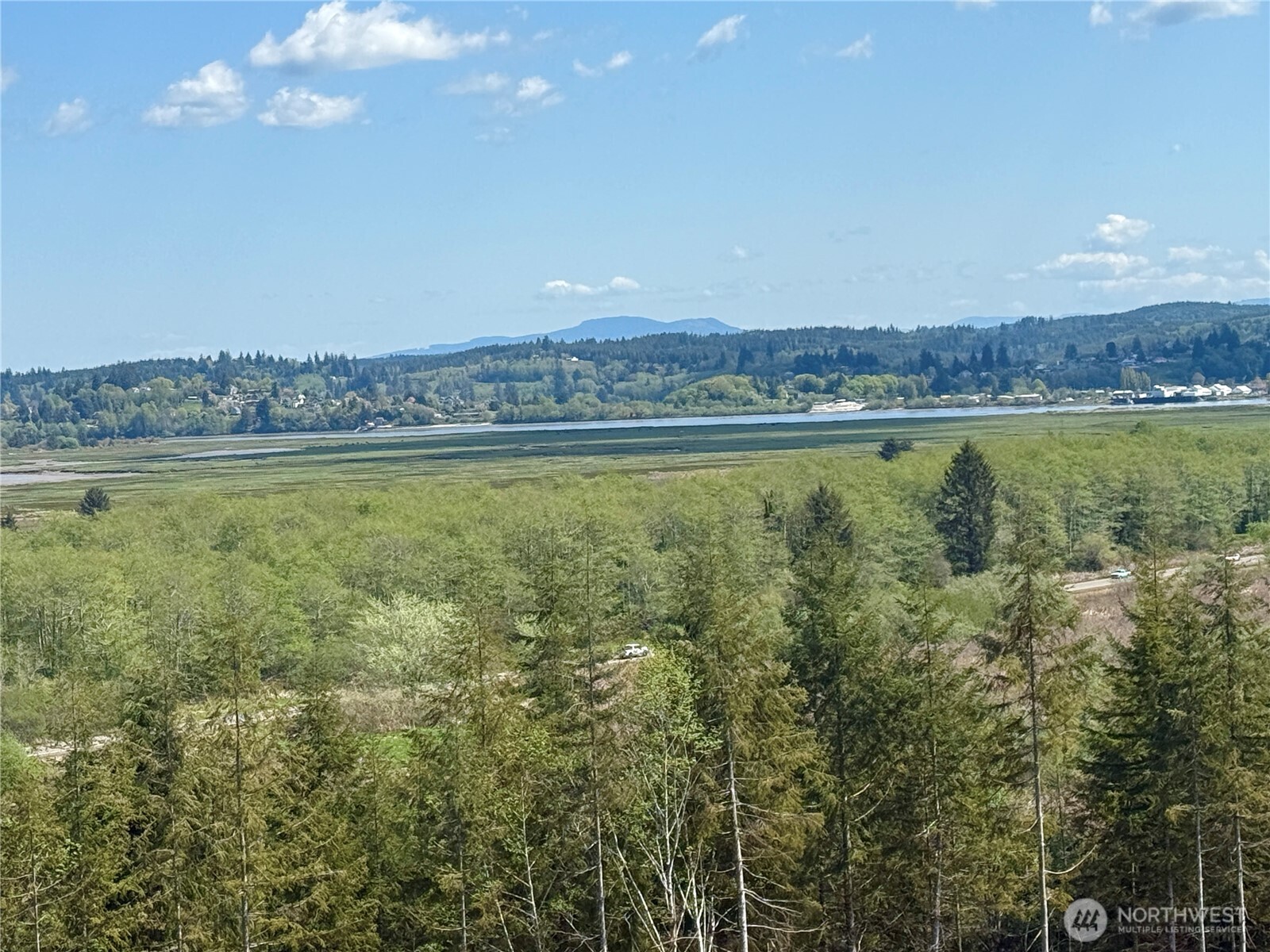 8466 Us Highway 101 , South Bend, WA 98586