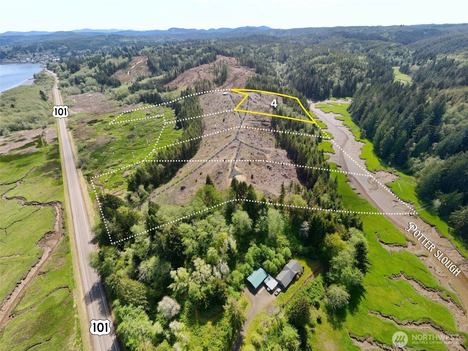 8466 Us Highway 101 , South Bend, WA 98586