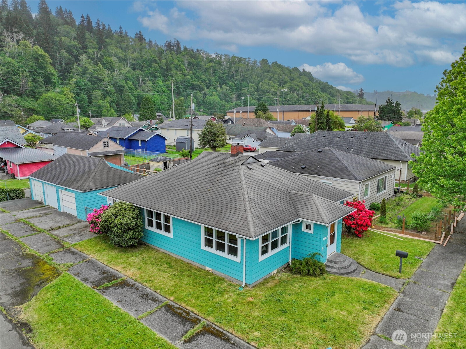 2701 Sumner Avenue , Hoquiam, WA 98550