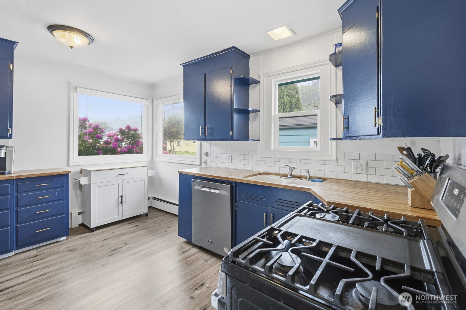 2701 Sumner Avenue , Hoquiam, WA 98550