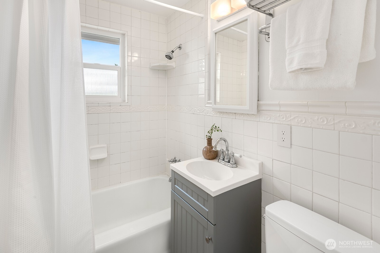 6257 28th Avenue NE, Seattle, WA 98115