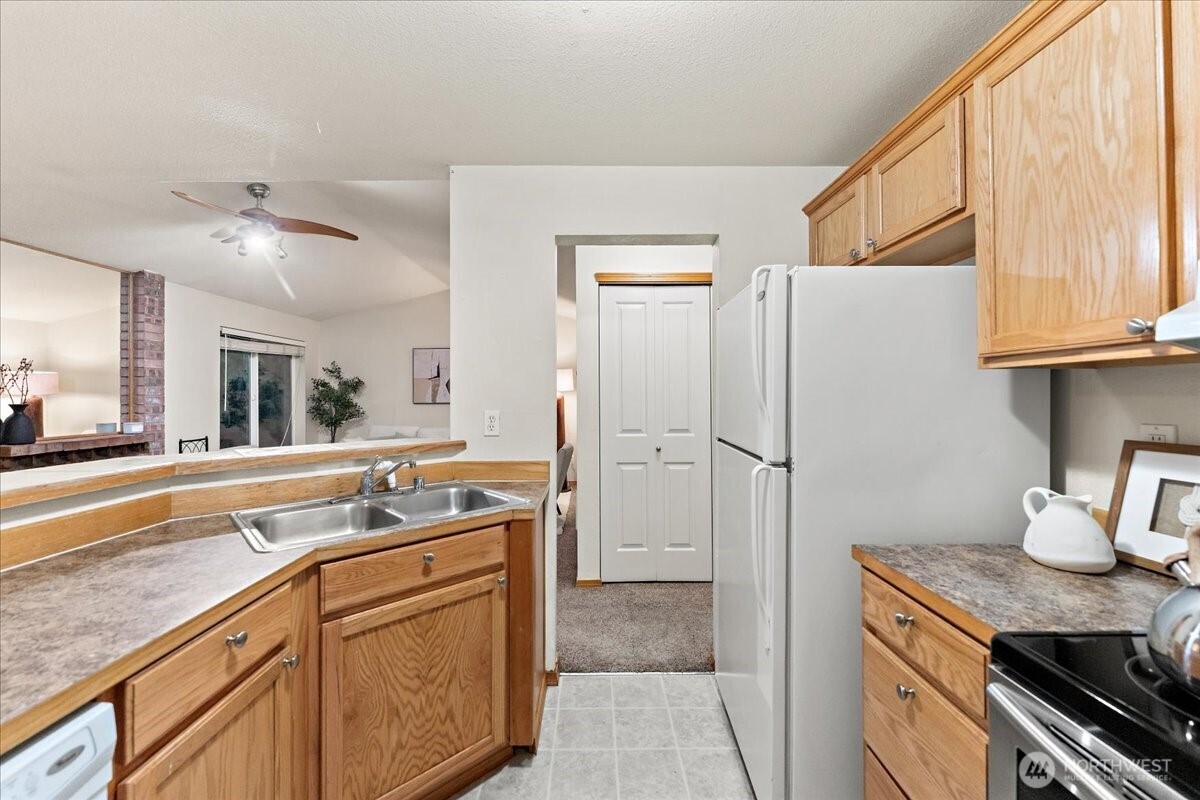 1009 112th Street SE #A306, Everett, WA 98208