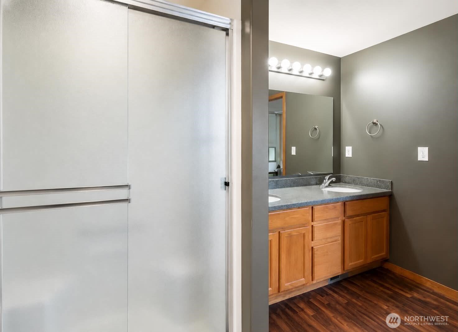 171 E Rauschert Road , Grapeview, WA 98546