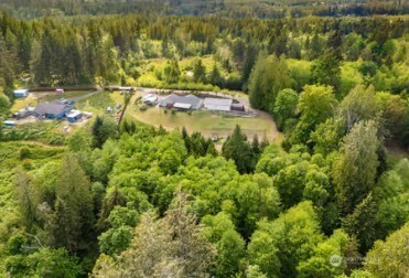 171 E Rauschert Road , Grapeview, WA 98546