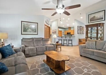 171 E Rauschert Road , Grapeview, WA 98546