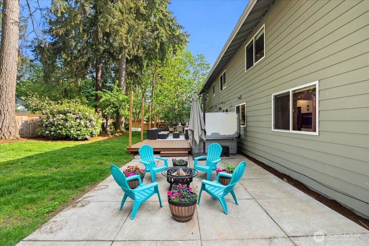 14072 117th Avenue NE, Kirkland, WA 98034
