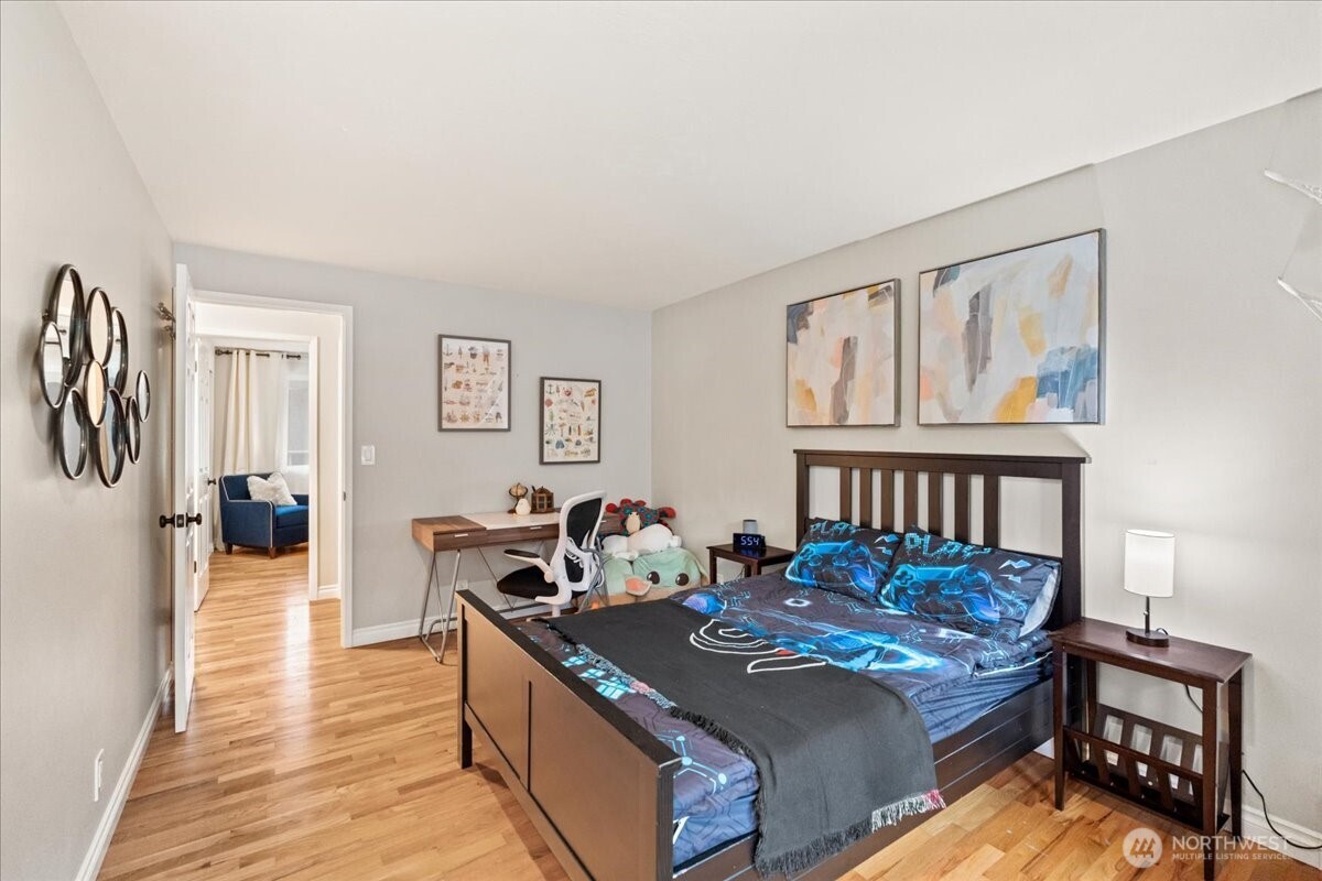 14072 117th Avenue NE, Kirkland, WA 98034
