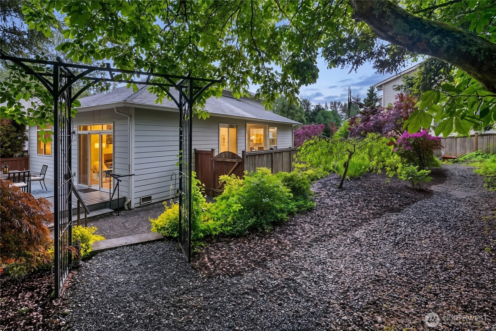2515 141st Place SW #A, Lynnwood, WA 98087