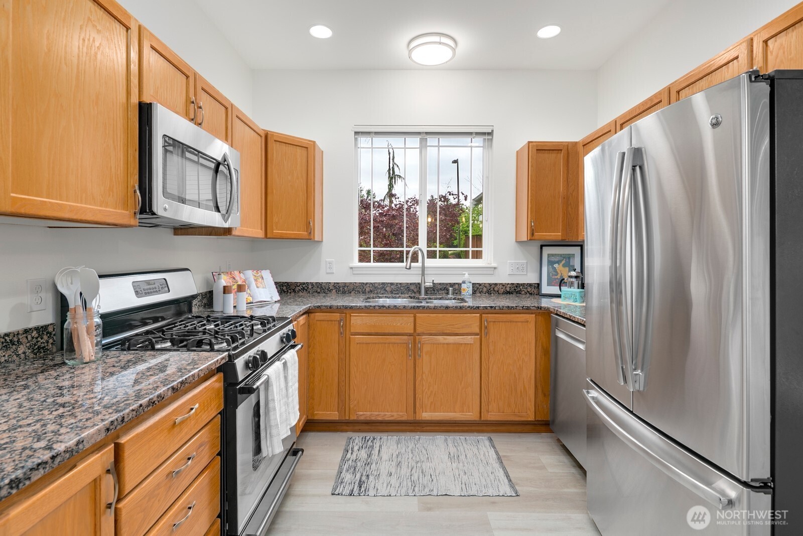 2515 141st Place SW #A, Lynnwood, WA 98087