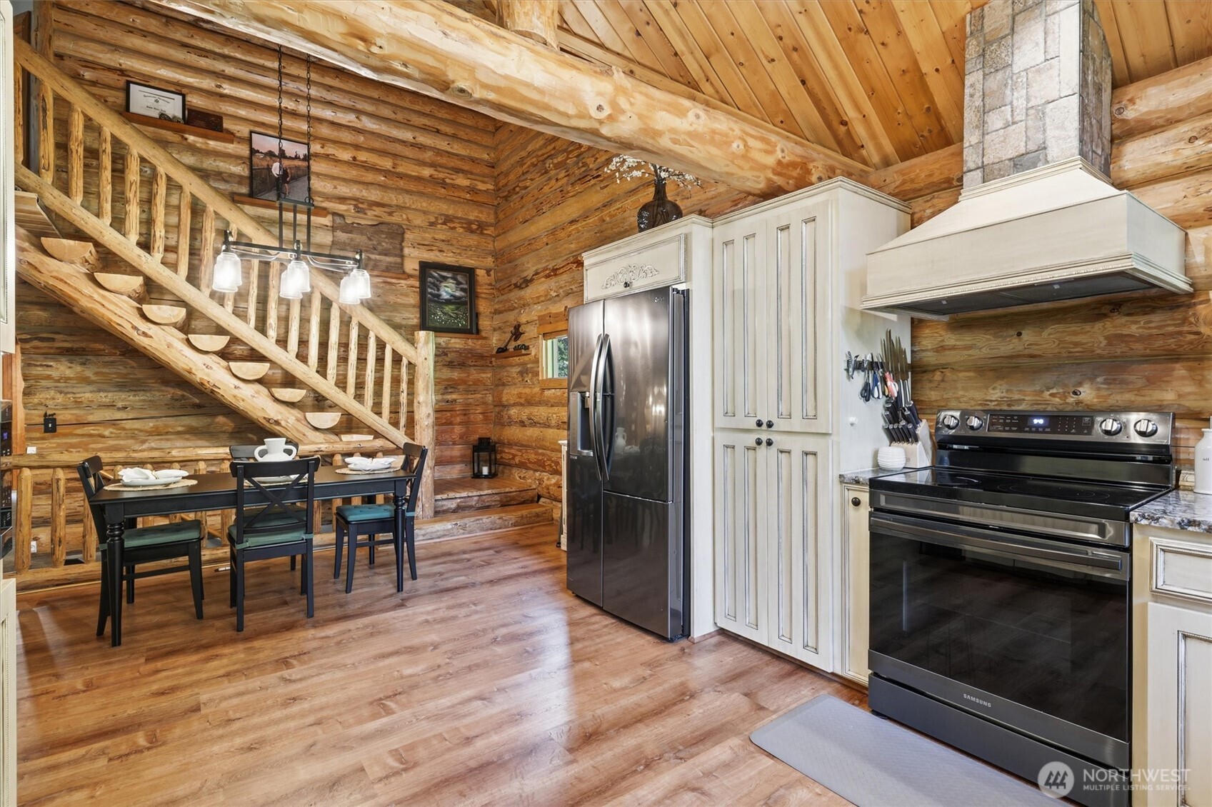34184 SE 327th Place , Ravensdale, WA 98051