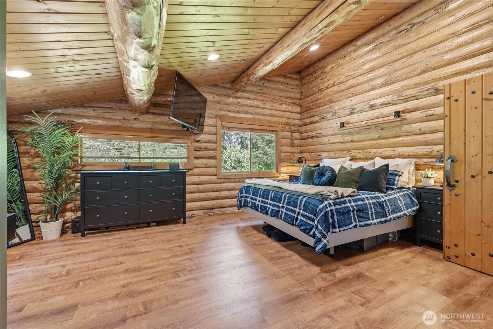 34184 SE 327th Place , Ravensdale, WA 98051