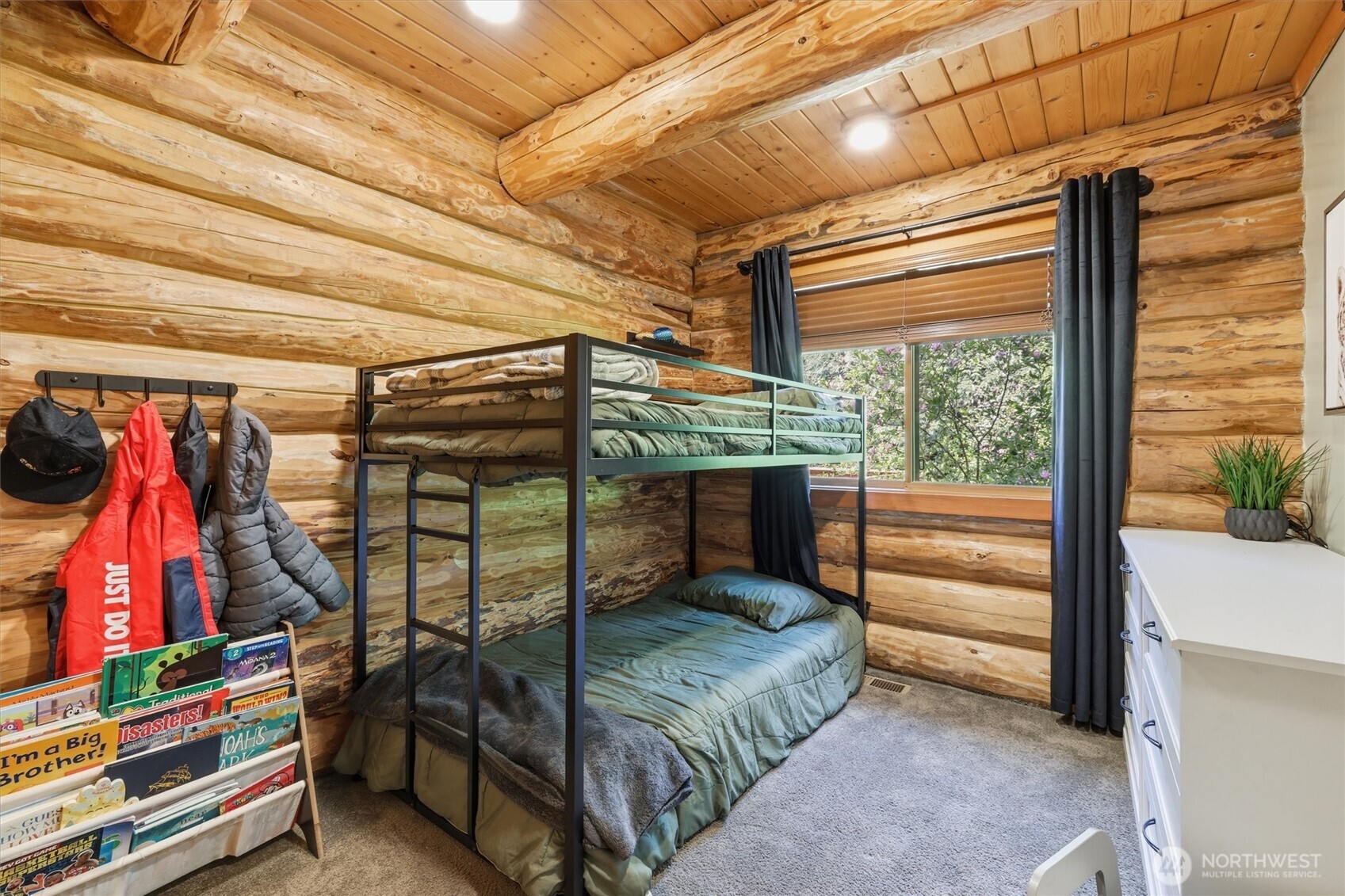 34184 SE 327th Place , Ravensdale, WA 98051