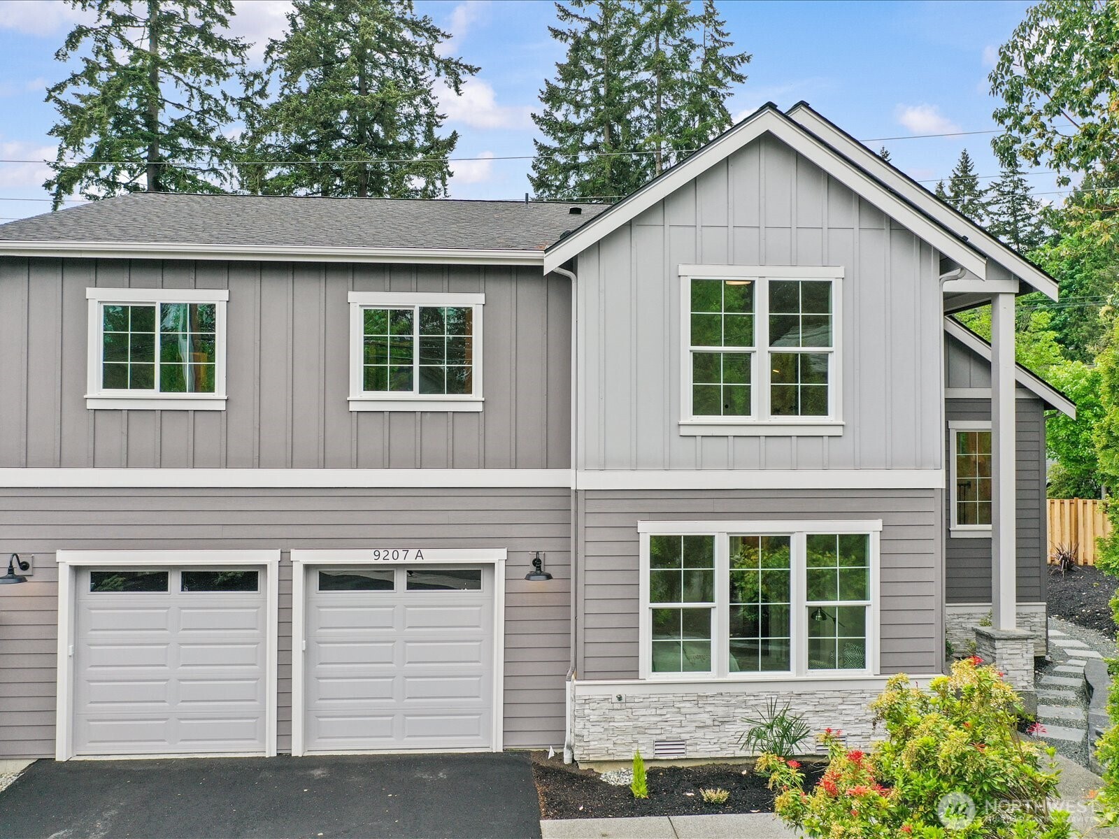 9205 NE 175th Street #A, Bothell, WA 98011
