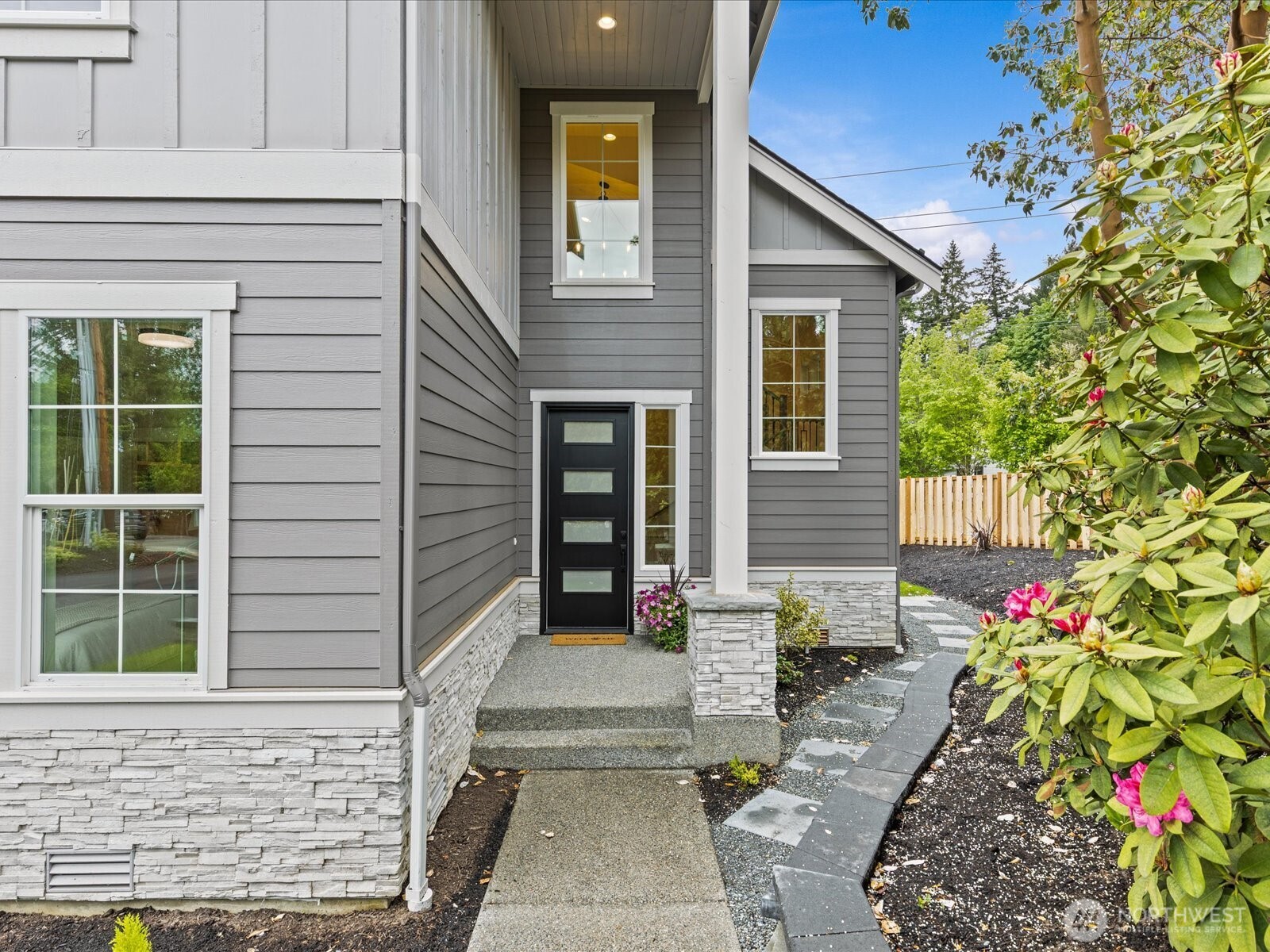 9205 NE 175th Street #A, Bothell, WA 98011
