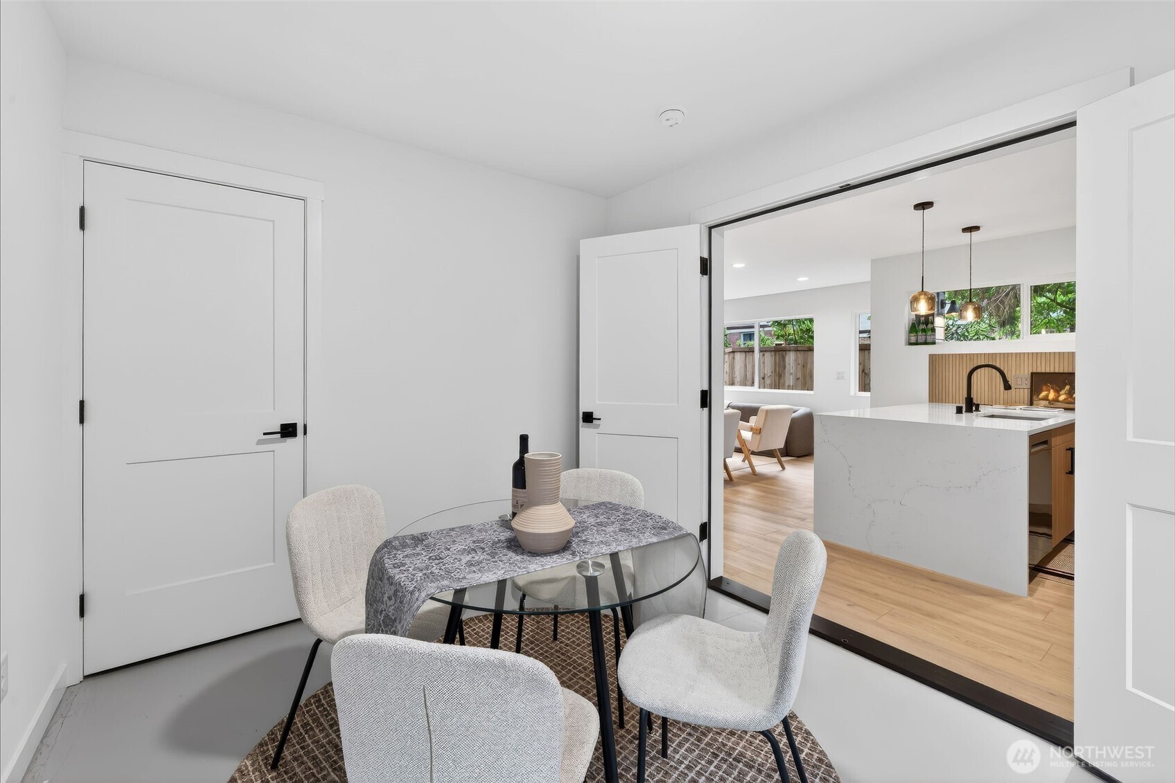 8510 15th Avenue NE, Seattle, WA 98115