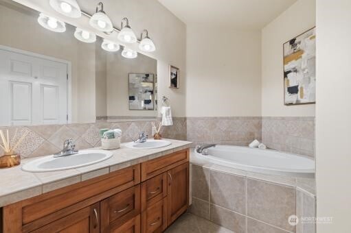 15000 Juanita Drive NE #405, Kenmore, WA 98028