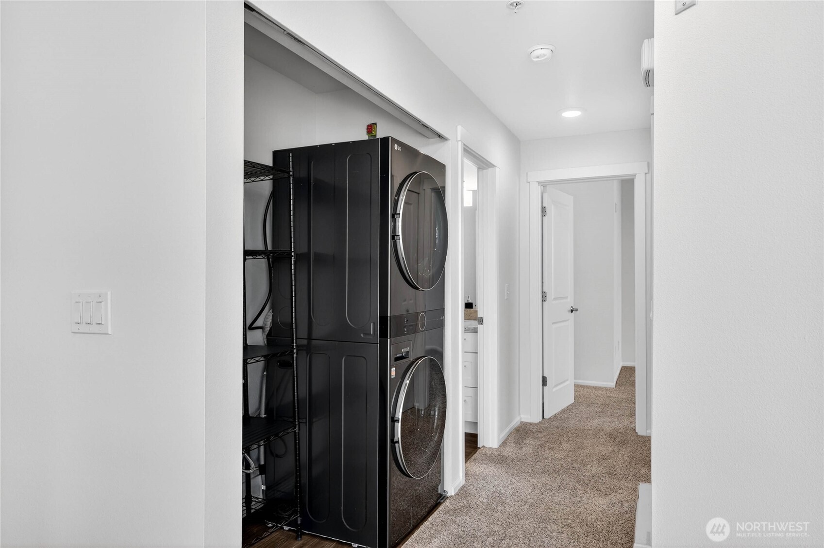 21265 40th Way S #F, SeaTac, WA 98198